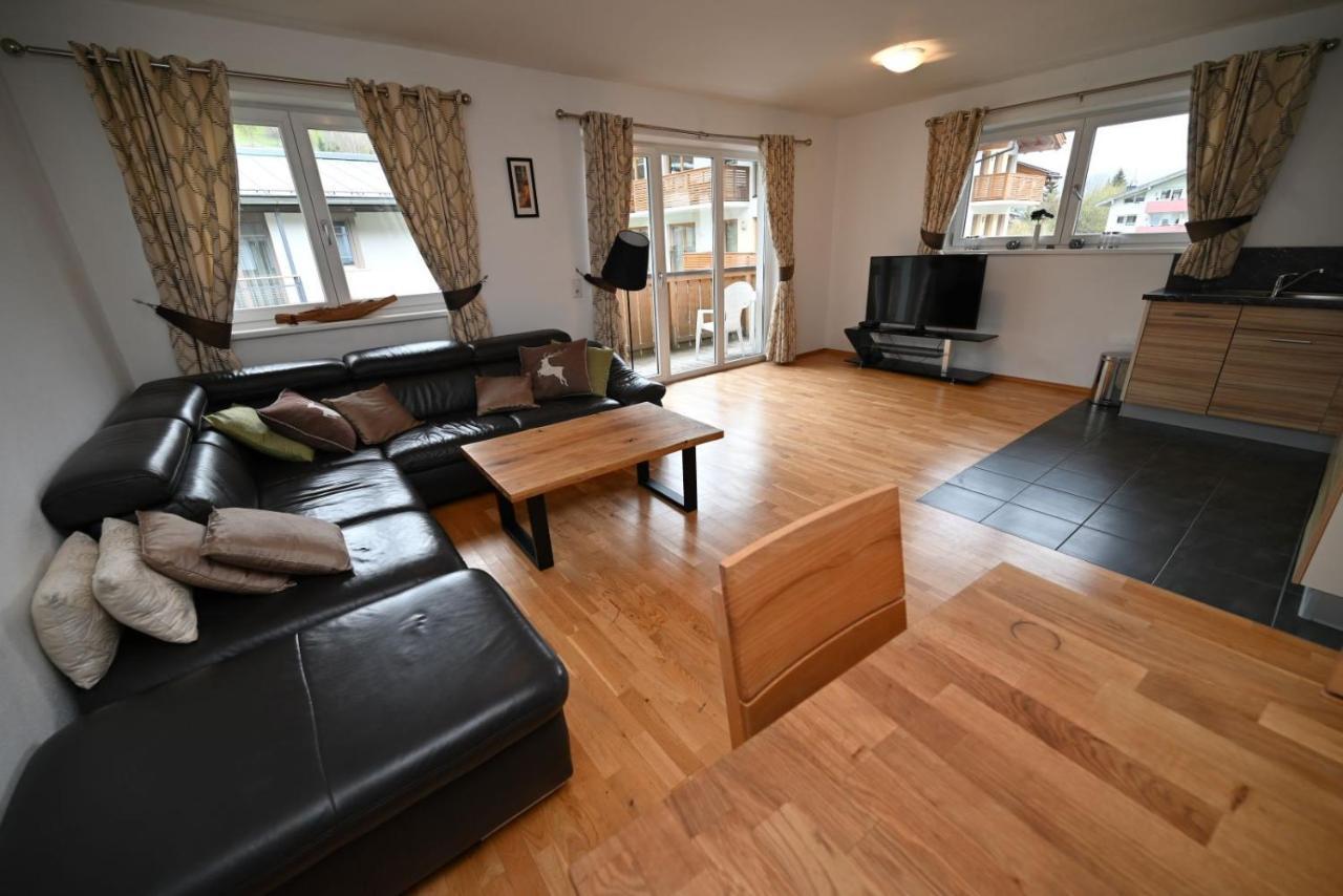 Apartment Nicola - By Four Seasons Apartments Kaprun Buitenkant foto
